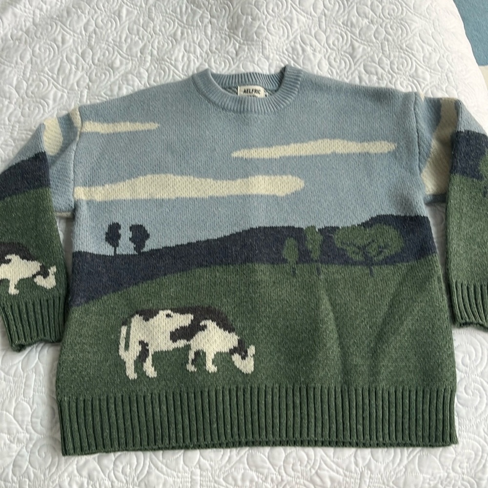 Sweater size medium